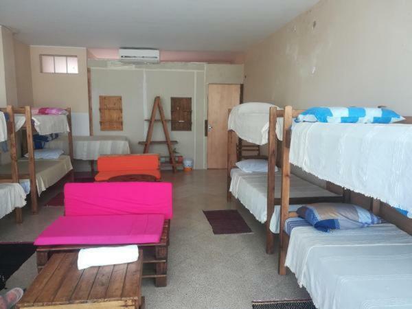 Hostal El Farol 亚松森 外观 照片