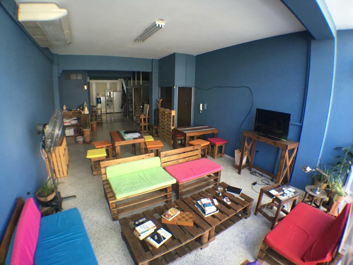 Hostal El Farol 亚松森 外观 照片
